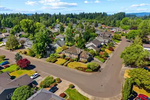 684 NE Goldie Dr, Hillsboro, OR 97124 - Photo 42