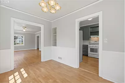 5204 NE 36th Ave, Portland, OR 97221 - Photo 12