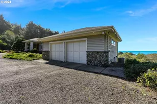 31911 Clatsop Ln, Cove Beach, OR 97102 - Photo 42