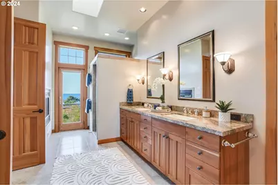 31911 Clatsop Ln, Cove Beach, OR 97102 - Photo 20