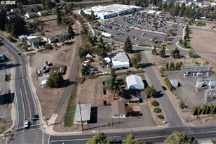 45 Thomas Ln, Cottage Grove, OR 97424 - Photo 10