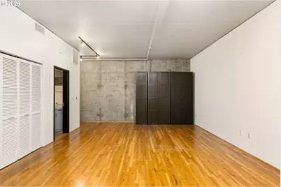 408 NW 12th Ave #204, Portland, OR 97209 - Photo 16
