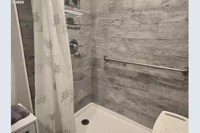 2262 Louis Creek Rd, Myrtle Creek, OR 97457 - Photo 8