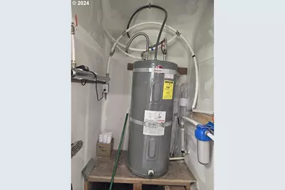 2262 Louis Creek Rd, Myrtle Creek, OR 97457 - Photo 12