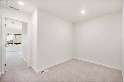 59 NE 134th Pl, Portland, OR 97230 - Photo 16