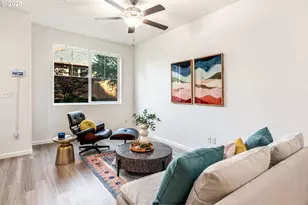 59 NE 134th Pl, Portland, OR 97230 - Photo 2