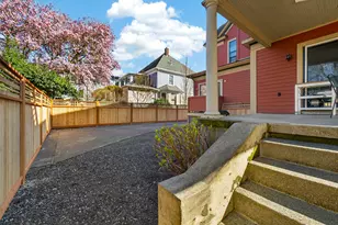 237 239 NE Graham St, Portland, OR 97212 - Photo 44