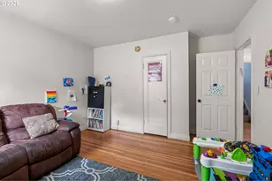 239 E 14th Ave, Eugene, OR 97401 - Photo 8