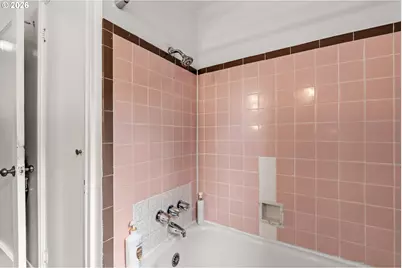 239 E 14th Ave, Eugene, OR 97401 - Photo 14