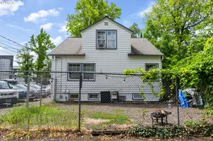 239 E 14th Ave, Eugene, OR 97401 - Photo 24
