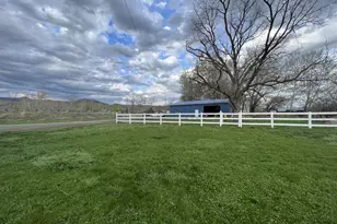 55550 McKern Ln, Mount Vernon, OR 97865 - Photo 24