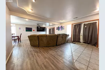 55550 McKern Ln, Mount Vernon, OR 97865 - Photo 4