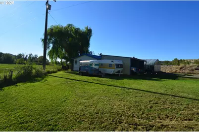 55550 McKern Ln, Mount Vernon, OR 97865 - Photo 22