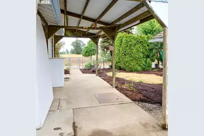 29474 S Highway 170, Canby, OR 97013 - Photo 22