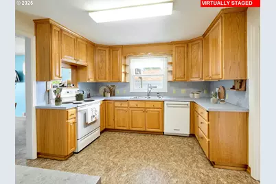 29474 S Highway 170, Canby, OR 97013 - Photo 12