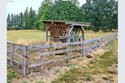 29474 S Highway 170, Canby, OR 97013 - Photo 40