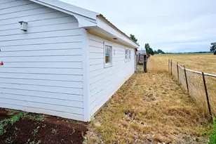29474 S Hwy 170, Canby, OR 97013 - Photo 24
