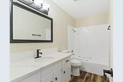 2615 E McLoughlin Blvd, Vancouver, WA 98661 - Photo 26