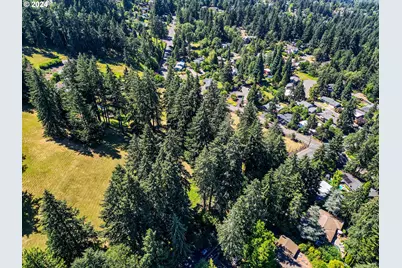 McLean Blvd, Eugene, OR 97401 - Photo 12