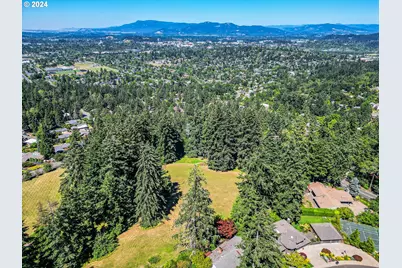 McLean Blvd, Eugene, OR 97401 - Photo 8