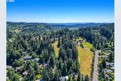 McLean Blvd, Eugene, OR 97401 - Photo 18