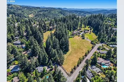 McLean Blvd, Eugene, OR 97401 - Photo 2