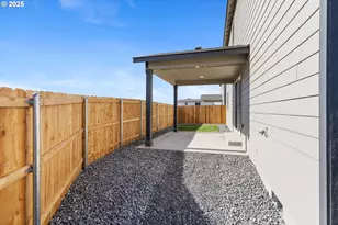 1734 NE 9th Pl, Hermiston, OR 97838 - Photo 30