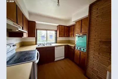 188 Robin St, Roseburg, OR 97470 - Photo 8