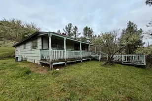 188 Robin St, Roseburg, OR 97470 - Photo 2