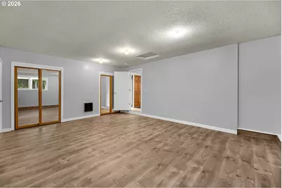 31018 NW 71st Ave, Ridgefield, WA 98642 - Photo 8