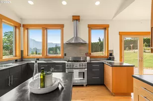 2937 Eliot Dr, Hood River, OR 97031 - Photo 12