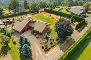 2937 Eliot Dr, Hood River, OR 97031 - Photo 2