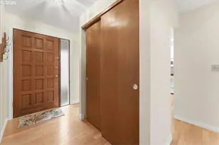 5212 SW Barclay Ct, Beaverton, OR 97005 - Photo 2