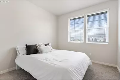 17168 SW Snowdale St #403, Beaverton, OR 97007 - Photo 16