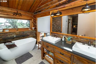 32907 River Bend Rd, Chiloquin, OR 97624 - Photo 14
