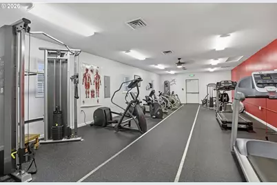 1386 Vanderbeck Ln, Woodburn, OR 97071 - Photo 34