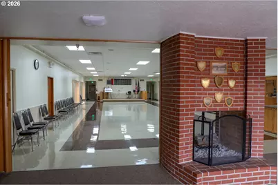 1386 Vanderbeck Ln, Woodburn, OR 97071 - Photo 36