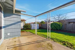 1386 Vanderbeck Ln, Woodburn, OR 97071 - Photo 18