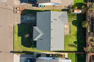 1386 Vanderbeck Ln, Woodburn, OR 97071 - Photo 22