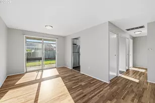 1386 Vanderbeck Ln, Woodburn, OR 97071 - Photo 8