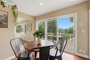6331 SW Brugger St, Portland, OR 97219 - Photo 10