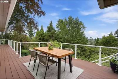 6331 SW Brugger St, Portland, OR 97219 - Photo 12