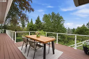 6331 SW Brugger St, Portland, OR 97219 - Photo 12