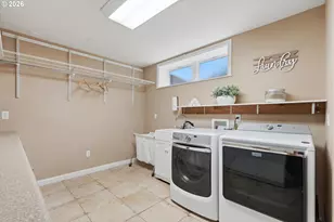 6331 SW Brugger St, Portland, OR 97219 - Photo 22
