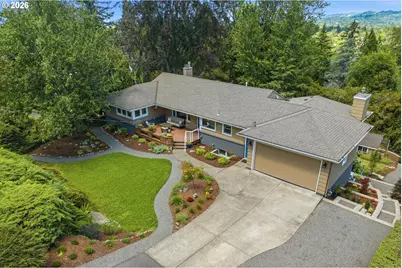 6331 SW Brugger St, Portland, OR 97219 - Photo 2