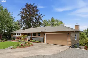 6331 SW Brugger St, Portland, OR 97219 - Photo 1