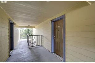 275 SE 162nd Ave, Portland, OR 97233 - Photo 2