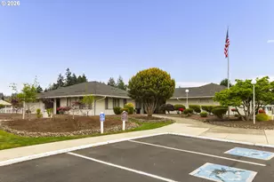 11387 SW Royal Villa Dr, Portland, OR 97224 - Photo 38