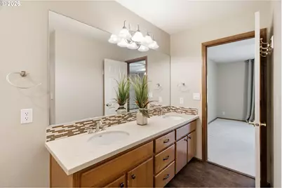 679 NE Maryann Ct, Hillsboro, OR 97124 - Photo 30