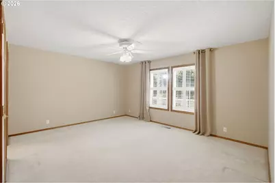 679 NE Maryann Ct, Hillsboro, OR 97124 - Photo 24